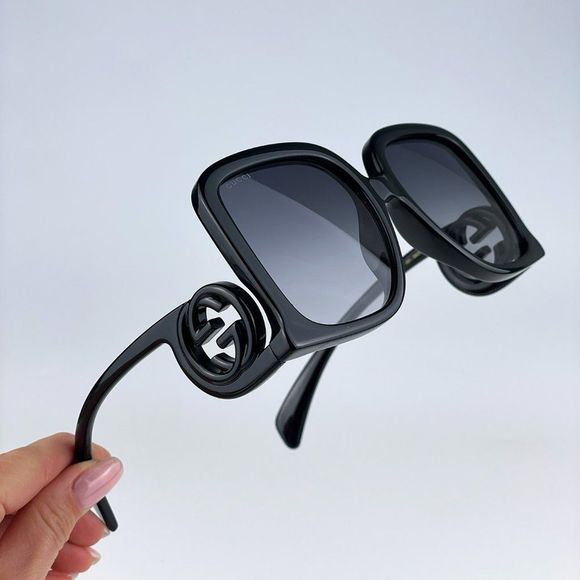 Gucci GG1326S 001 Sunglasses Black Grey Gradient Oversized Square Women - Picture 1 of 12